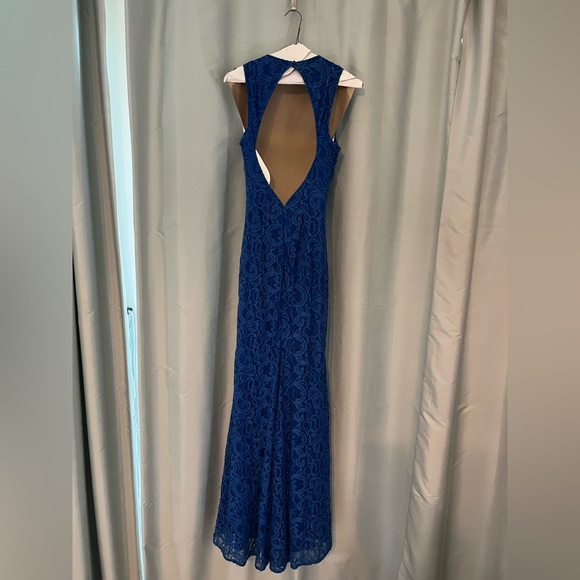Floor-Length Blue Lace Formal Dress - Picture 2 of 3